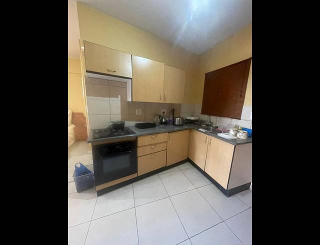 1 BEDROOM APARTMENT FOR SALE IN BRAAMFONTEIN WERF